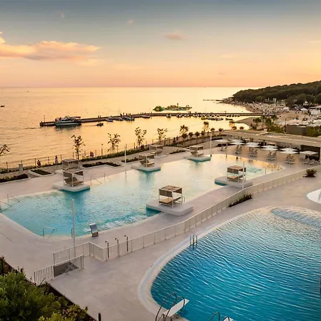 Maistra Amarin Pitches 4*