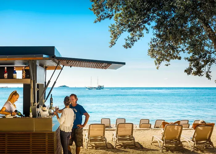 Kamp Maistra Amarin Pitches 4*